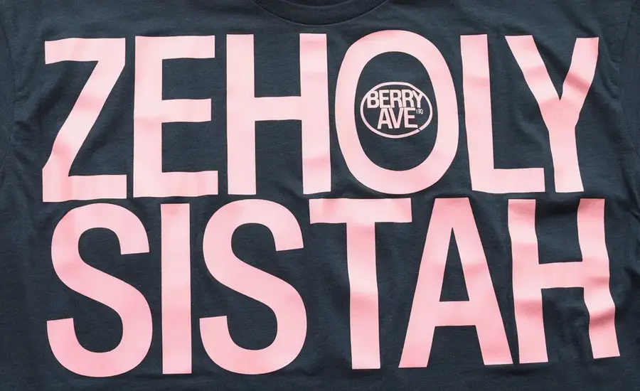 Berry Ave T Shirt Code Zeholysistah Fashion Limited-Edition Codes & More