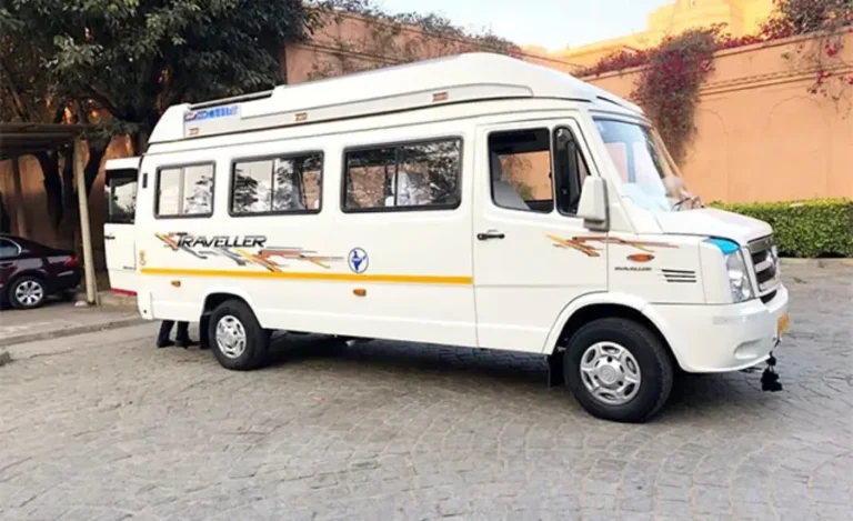 Essential Considerations to make When Hiring a 20-Seater Tempo Traveller
