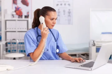 The Role of Technology in Modern Healthcare Answering Services